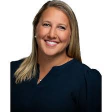 Margo Olson's Instagram, Twitter & Facebook