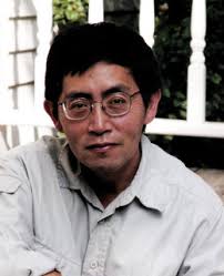 Um Barco Remenda o Mar