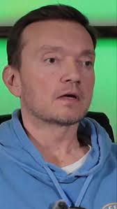 📢 Central Texas Real Estate Market Update! 🏡📊 👀 What's happening with  home sales? This chart tells the story of residential sales trends across  CTXMLS from January to March over the last