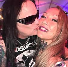 Take a look at Nicole Papastavrou of KALLIAS' playthrough of “Digital  Plague” (feat. Ian Waye) off their new album Digital Plague! Watch the full  video here: https://youtu.be/h9Q1tretR1s