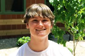 Sophomore begins journey into future rap career