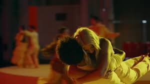 The single's title was revealed by a spotify advertisement ran by warner… Yellow Jeans Worn By Dua Lipa In Dua Lipa Physical Official Video Spotern