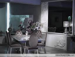 Birçok model ile göz kamaştıran bu yelpaze içerisinde yalnızca retro modeller değil tüm renk, desen, hava ve fiyat seçeneklerine uygun yüzlerce farklı tasarım mevcut. Origami Mobilya Modelleri