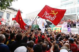 Veja a lista completa das 32 políticas para o partido comunista do brasil. Bernardo Gomes 98 Anos Do Partido Comunista Do Brasil Pcdob