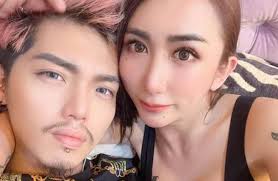 Купите 2020新款紫色格子半身裙女春秋a字短裙包臀开叉高腰显瘦百搭裙 из китая, по низкой цене. Vt12p9 Thhdjgm