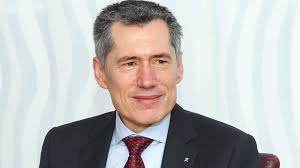 See reviews, salaries & interviews from targobank employees in duisburg. Jurgen Lieberknecht Der Schopfer Der Marke Targobank Hort Auf