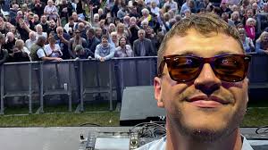 Suffolk DJ 'couldn't believe' call to perform before Diana Ross