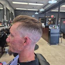 House call taper w curly mullet and beard 💟 #taper #curly #mullet #haircut  #barber #femalebarber #barberia #barbershop #housecall #barbergirl