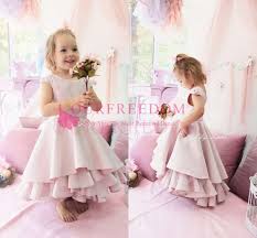 2019 Adorable Ruffles Tiered Skirts Flower Girls Dresses Soft Pink Hi Low First Communion Dresses Girls Pageant Gown Girls Birthday Dresses Joan