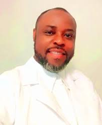 The charcoal seller's son will one day wear a white shirt. God never fails  🙌 🙏 💯