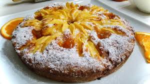La marmellata di melone è una conserva fatta in casa che ha tutto il sapore e l'odore dell'estate, una ricetta semplice e deliziosa che potete utilizzare spalmata sulle fette biscottate, per la colazione, oppure per farcire torte e crostate.per realizzarla abbiamo utilizzato il melone cantalupo, ma potete scegliere anche melone bianco, in base alla disponibilità. Torta Di Mele E Arancia Leggera E Soffice Ricetta Facile E Veloce Apple And Orange Cake Youtube
