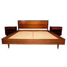 We did not find results for: Mid Century Modern Walnut King Size Platform Bed At 1stdibs