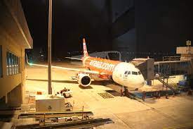 The singapore to kuala lumpur flight route is served by two airports: Flight Review Airasia Ak5647 Miri To Kuala Lumpur By Airbus A320neo Railtravel Station