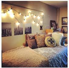 10 Tips For Decorating Organizing Your Dorm Room Deco Chambre Deco Maison Idee Chambre