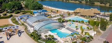 Profitez De Vos Vacances Au Camping Les Alicourts A Pierrefitte Sur Sauldre Et Detendez Vous En Famille Dans Ce En 2020 Paysage Vacances Loir Et Cher Bon Plan Vacances