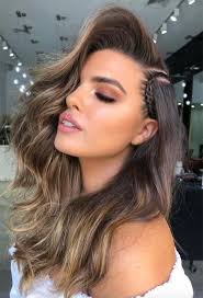 In contrast, highlights use colors that are lighter than your natural shade, and this, in turn, makes your hair a lighter color. 63 Light Brown Hair Color Shades In 2021 That Will Make You Go Brunette