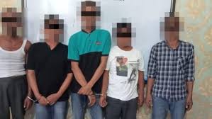 Betewe… pernah gak sih saat kalian ingin main judi, liat dulu yang nama nya arah main judi atau hari baik untuk judi … Main Judi Kartu 5 Bapak Bapak Di Lampung Tengah Digerebek Polisi Bagian 1