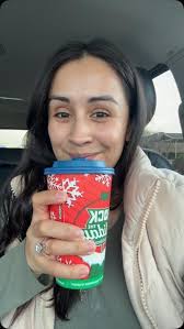 Mom seeking support and community online