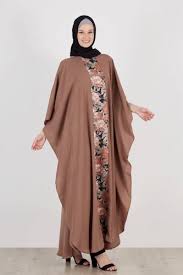 Maybe you would like to learn more about one of these? Tampil Fashionable Dan Memesona Dengan 10 Model Gamis Cantik Untuk Wanita Berhijab Dengan Tubuh Berisi
