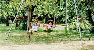 Balancoire Portique L Aire De Jeux Parfaite Pour Votre Jardin Blog King Jouet