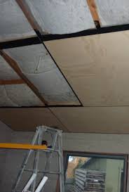 Berbeda dengan plafon gypsum atau triplek yang mudah hancur oleh air, panas, dan kelembaban tinggi, plafon pvc memiliki bahan yang kuat dan tidak mudah pecah. 42 Inspirasi Plafon Triplek Model Plafon Ruang Tamu Kecil Sederhana Trending Pinterest Blog Sejasa