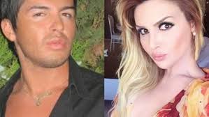 Selin Cigerci Eski Hali Selin Cigerci Kimdir Selin Cigerci Babasi Kim Singer Fashion Cross Necklace