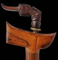 Tentu saja senjata yang digunakan pada masa dahulu kala tersebut tidak sama dengan senjata yang digunakan pada saat ini. Keris