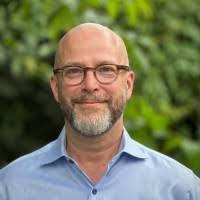 Alan Leake's Instagram, Twitter & Facebook