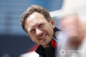 Christian horner heads up today's most successful formula 1 team, managing 550 staff and budgets running into hundreds of millions. Horner Recalls Meeting Senna After Sneaking Into Pits