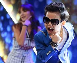 Little Psy Goes Solo After Gangnam Style Cameo Han Jong Chan Ap Gangnam Style Live Music Photography Music Videos