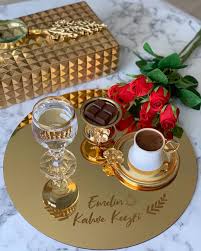𝐁𝐚𝐭𝐮𝐡𝐚𝐧 𝐜 𝐢𝐧𝐚𝐫 𝐛𝐞𝐫𝐤 pe instagram gunun kahvesi adima ozel pleksi sunumlugum elusdecor el kahve kahve sevenler yemek sunumu