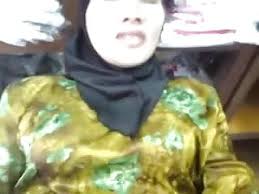 Belajar ciuman sampe basah anunya. Free Mlayu Tudung Office Fuck Xxx Movies