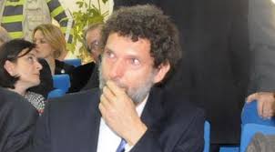 Türk iş insanı, insan hakları savunucusu ve hayırsever. Aihm Osman Kavala Kararini Bugun Aciklayacak