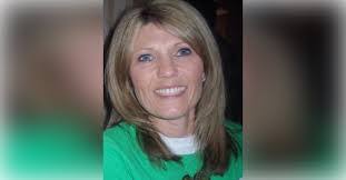 Elizabeth Loranger's Instagram, Twitter & Facebook