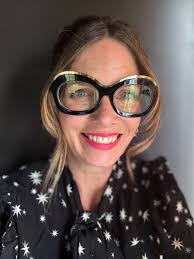 When I get older I will Wear purple ✔️see DMA Awards last year Wear…