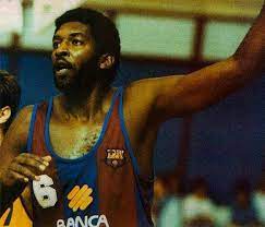Chicho sibilio durante una visita a mundo deportivo (eduard omedes). Muere Chicho Sibilio