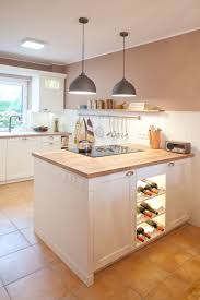 Moderne Landhauskueche Weiss Klassisch Holz Kueche Kochinsel Bora Neff 055 Landhauskuche Haus Kuchen Moderne Landhauskuche