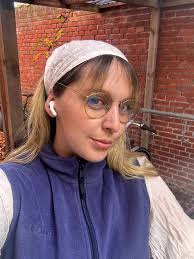 Looking for a room in Copenhagen (1/2–1/5) Hi! I'm Azul, 27, from  Argentina. I studied Architecture, and I'm moving to Copenhagen looking for  a nice/safe/accessible area — ideally Nørrebro, Østerbro, Amager, Vesterbro