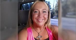 Laura Hoyle's Instagram, Twitter & Facebook