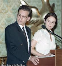 Świat na nowo (3.87 avg rating karolina korwin piotrowska. Karolina Korwin Piotrowska Metamorfoza Wszystkie Fryzury Gwiazdy Viva Pl