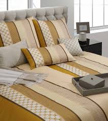 Günstige möbel für wohnzimmer schlafzimmer badezimmer u.v.m. Joop Cornflower Stripes 4069 33 Deep Mustard Bettwasche