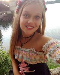 PARABÉNS! SAÚDE E FELICIDADES!** **Parabenizamos nossa parente  aniversariante do dia 20 de Dezembro. ** ***MELISSA SILVA,** reside em Dois  Irmãos das Missões, RS, filha de Fátima Solange Menegat e Alex Silva, neta