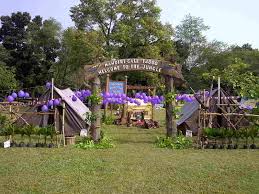 Gapura tenda kemah pramuka dengan 20 tongkat pramuka merupakan pengembangan dari gapura 15 tongkat di atas. Pagar Tenda Perkemahan Pramuka Sederhana Pramuka