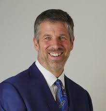 Jonathan Smithers's Instagram, Twitter & Facebook