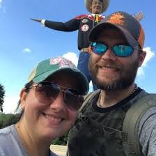 Lindsay Farley Pugh (lfarley80)