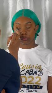 Aja White Wife• Mom• Pro MUA• Fit at 40