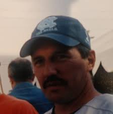 Robby Tebow you're definitely getting old but you'll always be my ride or  die. Come catch me! Thanks for being a great big brother, love you man &  happy birthday!