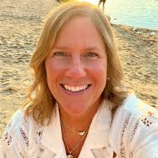 lovelong #ican #rightontopofthatrose