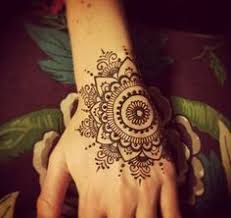 85 Easy And Simple Henna Designs Ideas That You Can Do By Yourself Henna Tattoo Designs Hand Henna Henna Designs Easy