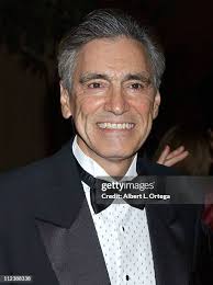 Eduardo Quezada's Instagram, Twitter & Facebook